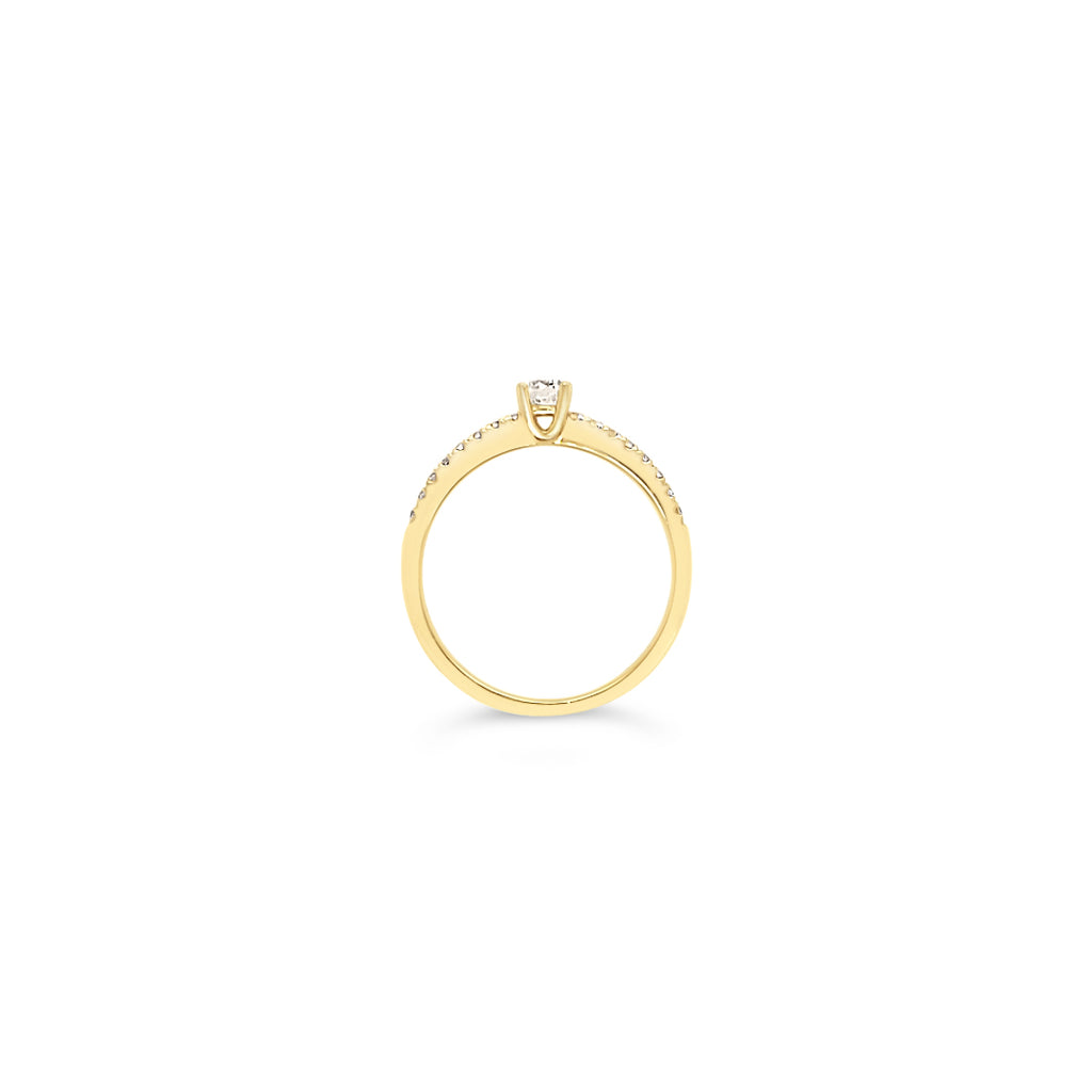 Anillo de oro con 1 diamante central
