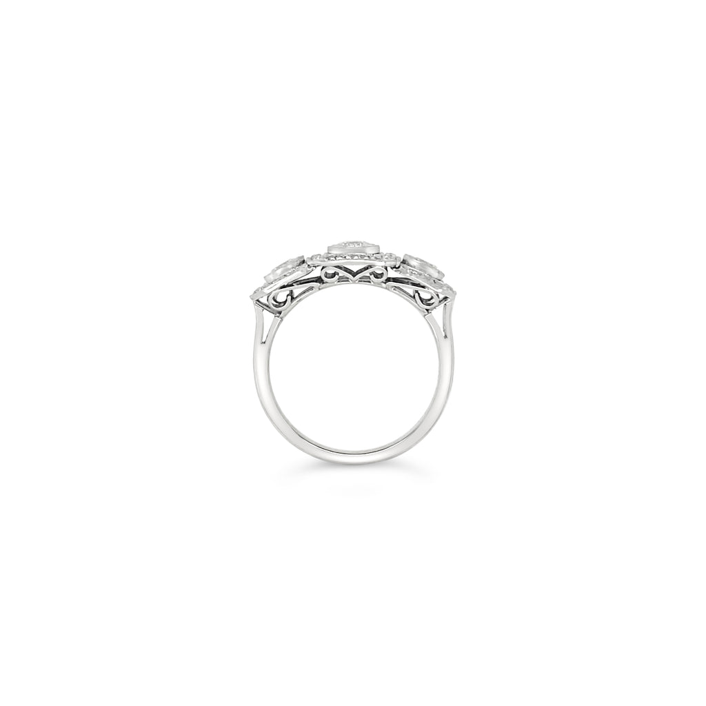 Anillo 3 diamantes en octagonos.