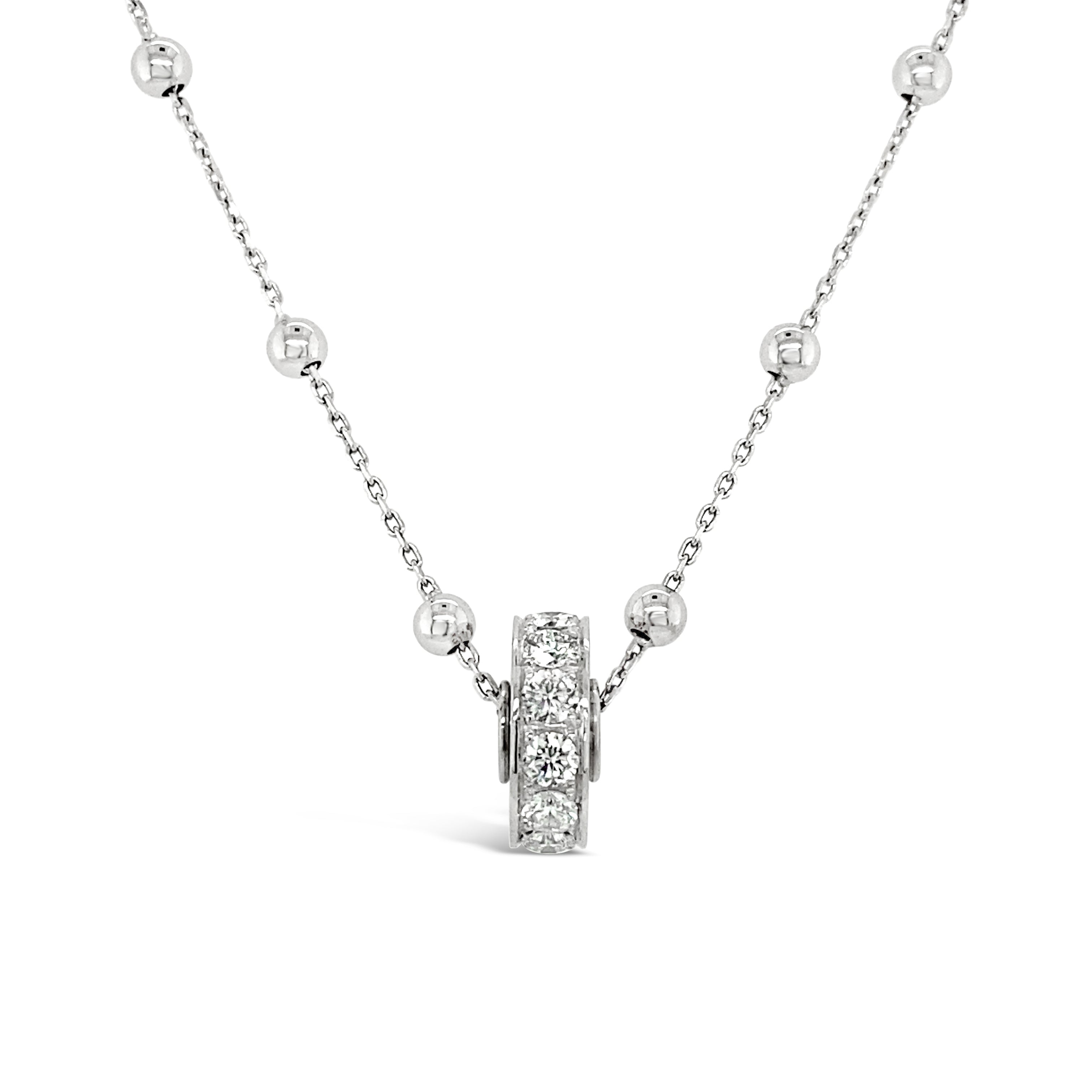 Collar rueda con diamantes.
