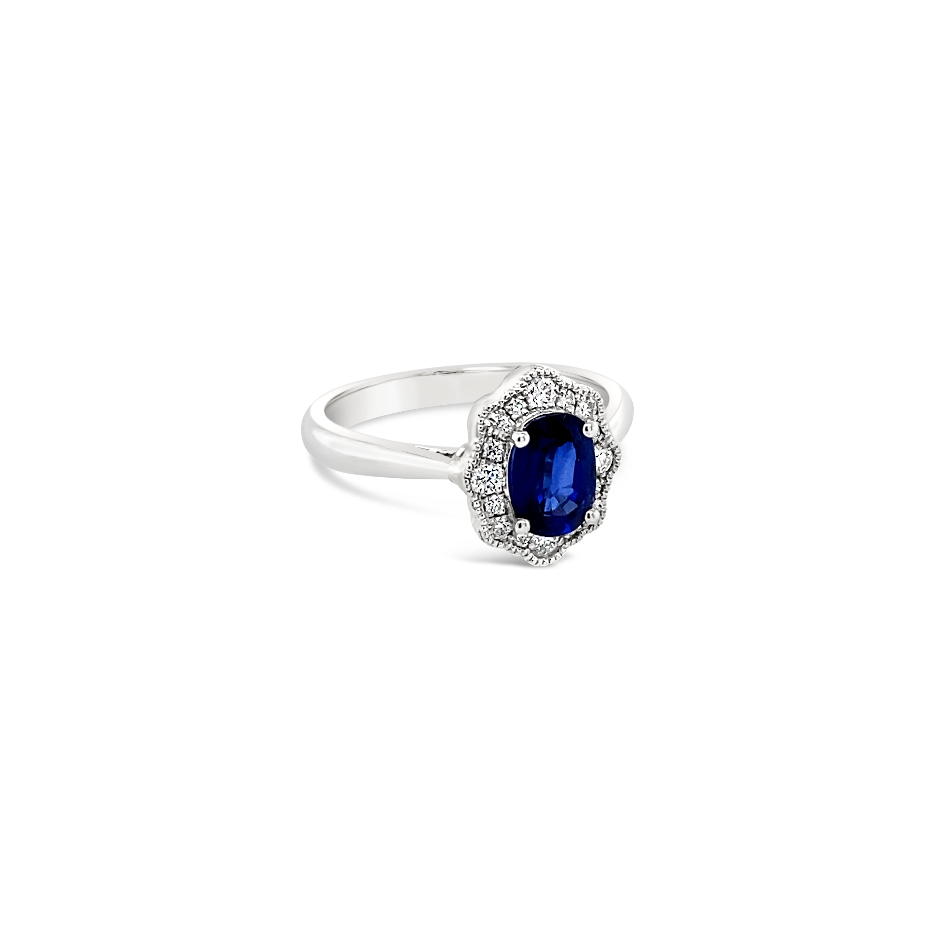 Anillo Zafiro Ovalado.