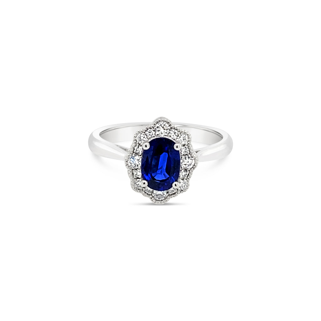 Anillo Zafiro Ovalado.