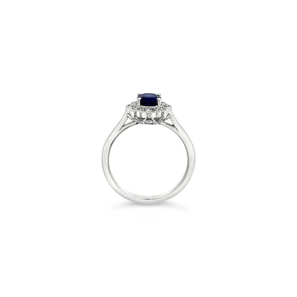 Anillo Zafiro Ovalado.