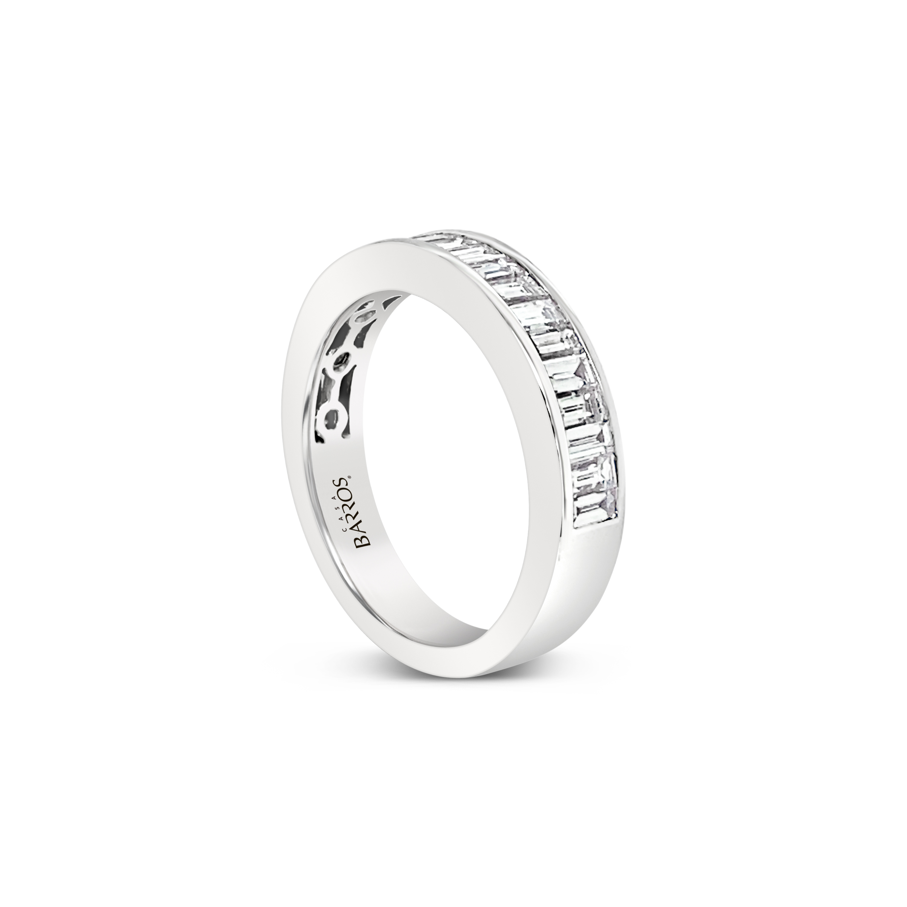 Anillo diamantes baguette.