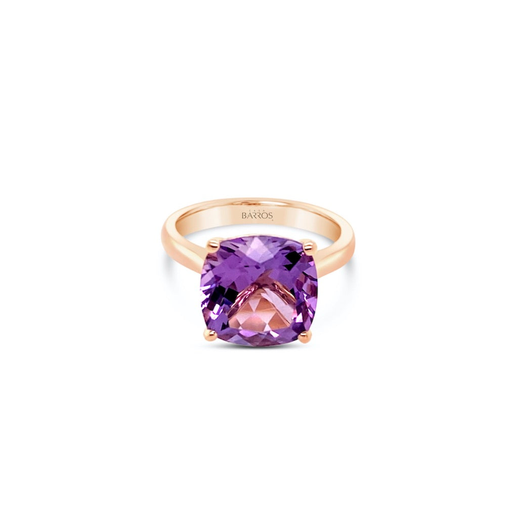 Anillo de Oro Rosa con 1 Amatista.