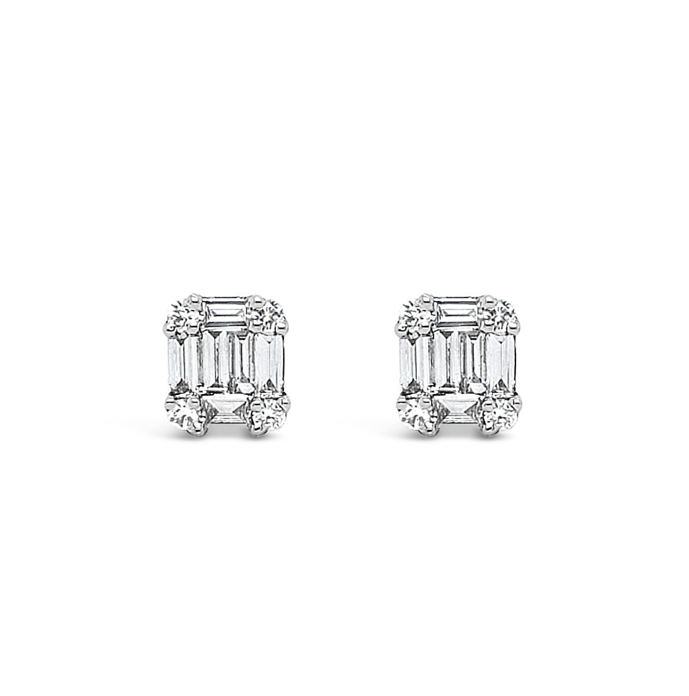 Aros oro blanco y diamantes baguettes.