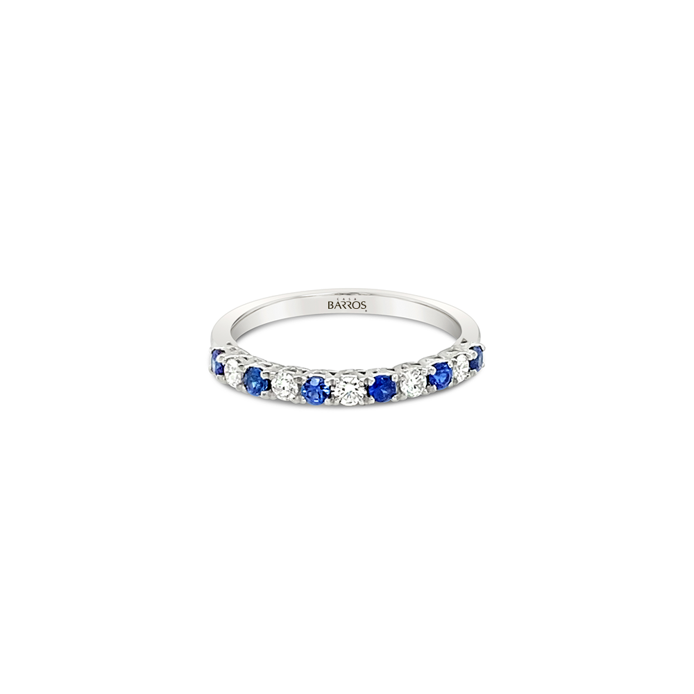 Anillo grifas zafiros y diamantes.